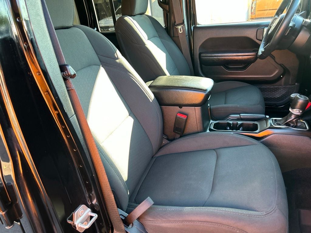 2023 Jeep Wrangler 4-Door Sport Altitude 4x4