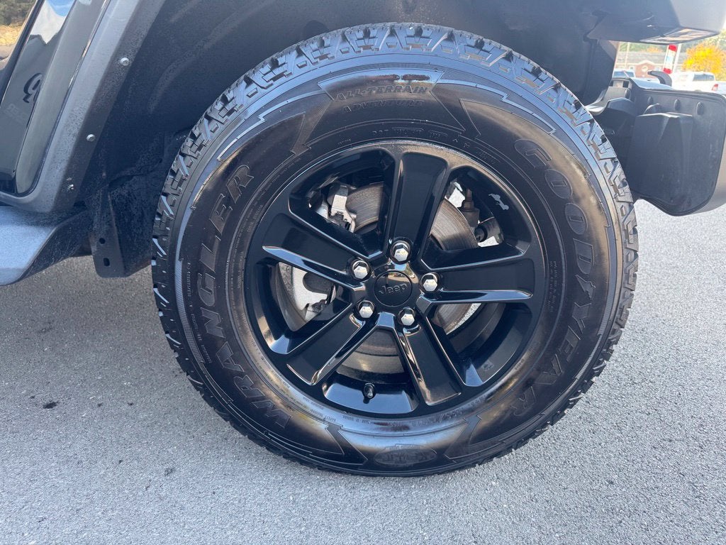 2022 Jeep Wrangler Unlimited Sahara Altitude 4x4