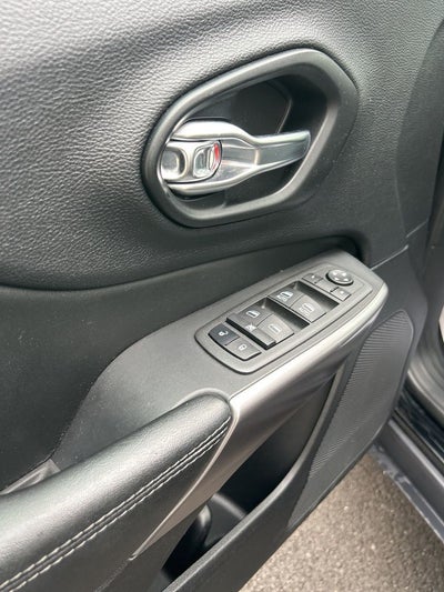 2022 Jeep Cherokee Latitude Lux 4x4