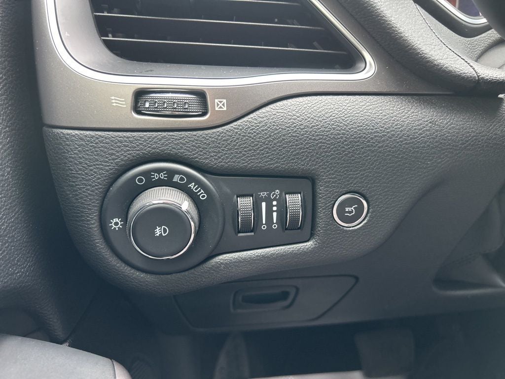 2022 Jeep Cherokee Latitude Lux 4x4