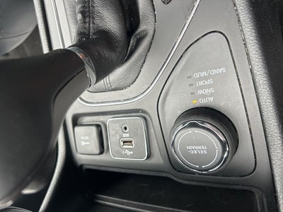 2022 Jeep Cherokee Latitude Lux 4x4