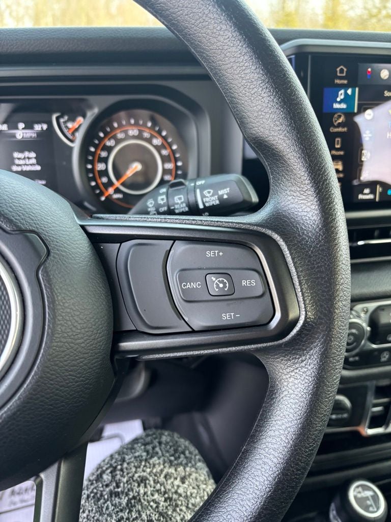 2025 Jeep Wrangler 4-Door Sport 4x4