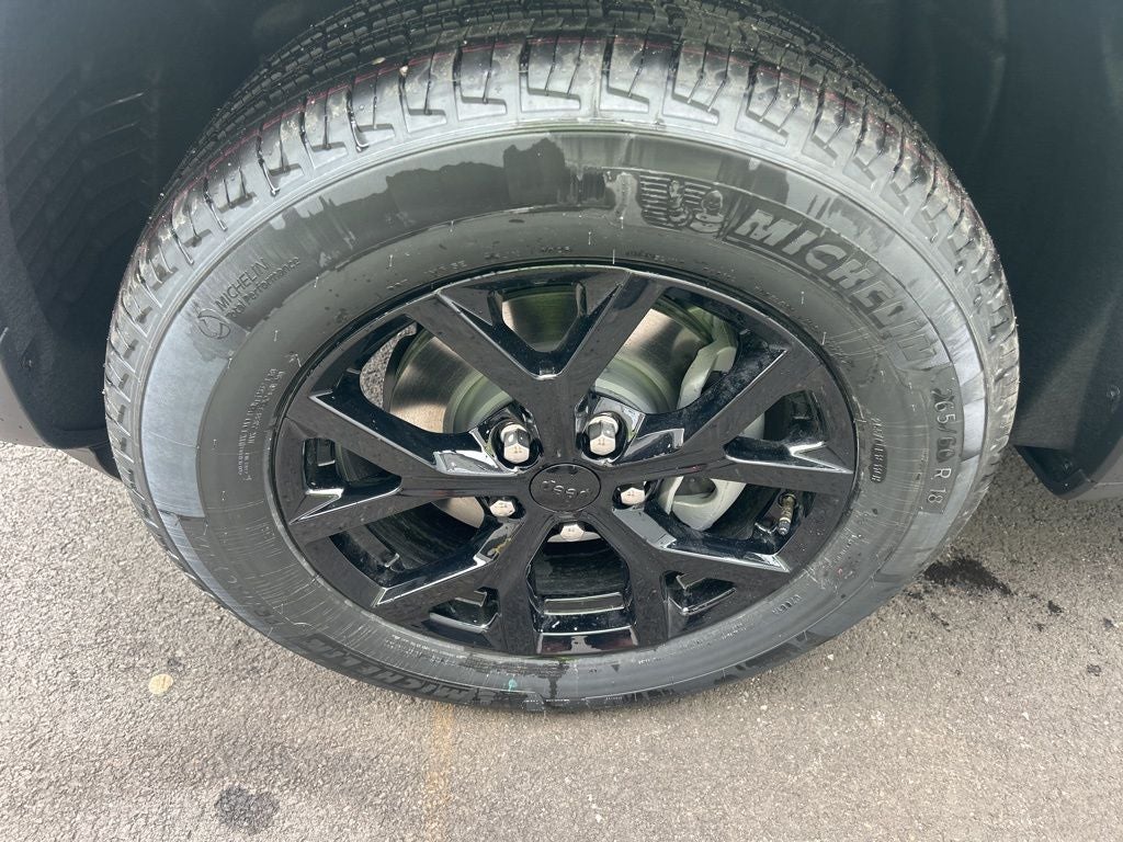 2026 Jeep Grand Cherokee GRAND CHEROKEE LAREDO ALTITUDE 4X4