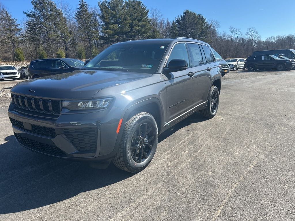 2026 Jeep Grand Cherokee GRAND CHEROKEE LAREDO ALTITUDE 4X4