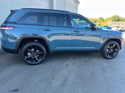 2027 Jeep Grand Cherokee GRAND CHEROKEE LIMITED 4X4