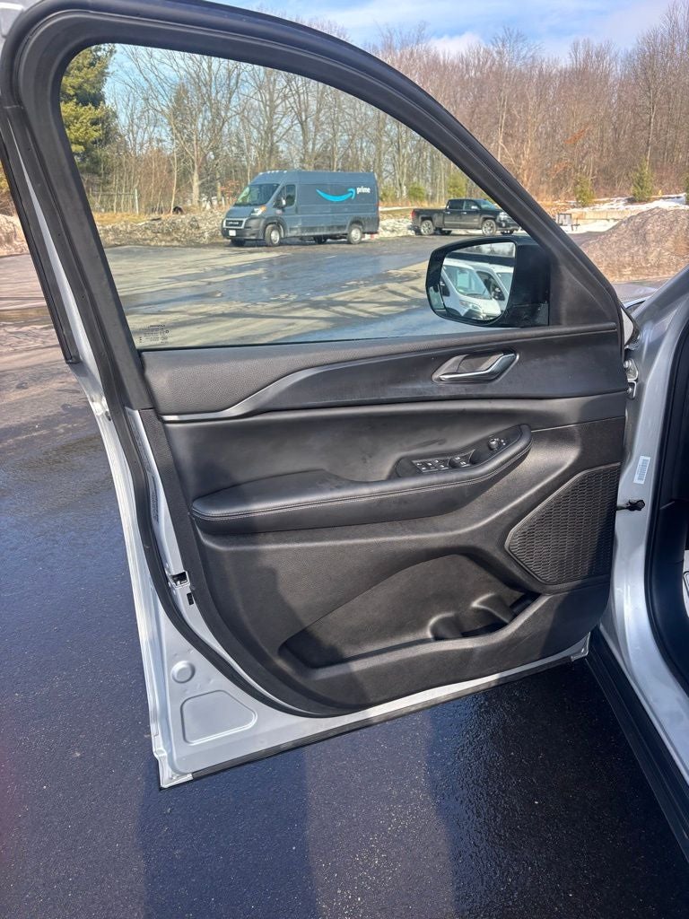 2024 Jeep Grand Cherokee L Altitude 4x4