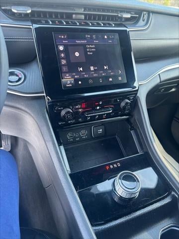 2024 Jeep Grand Cherokee L Altitude 4x4