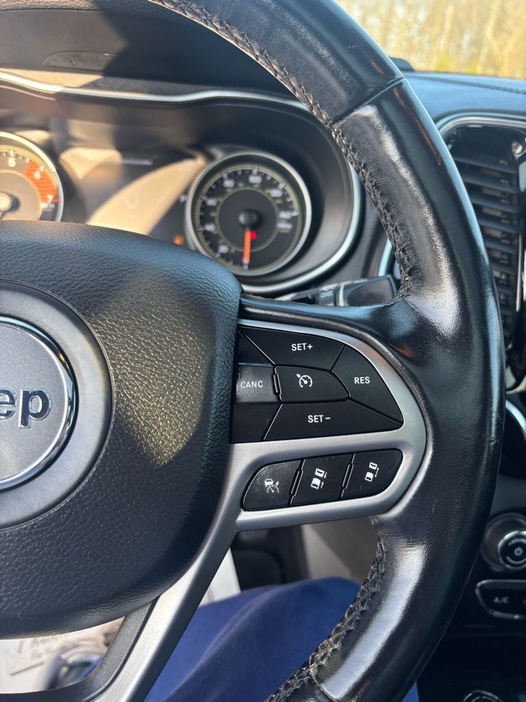 2023 Jeep Grand Cherokee L Altitude 4x4