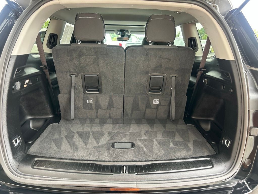 2023 Jeep Grand Cherokee L Laredo 4x4