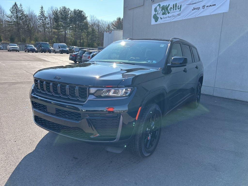 2026 Jeep Grand Cherokee GRAND CHEROKEE L LAREDO ALTITUDE 4X4