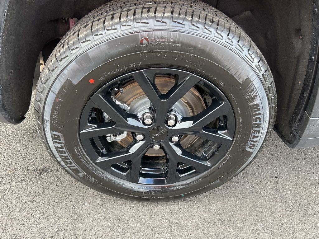 2026 Jeep Grand Cherokee GRAND CHEROKEE L LAREDO ALTITUDE 4X4