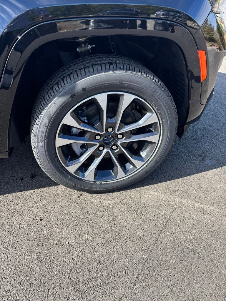 2025 Jeep Grand Cherokee GRAND CHEROKEE L OVERLAND 4X4