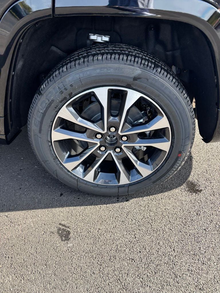 2025 Jeep Grand Cherokee GRAND CHEROKEE L OVERLAND 4X4