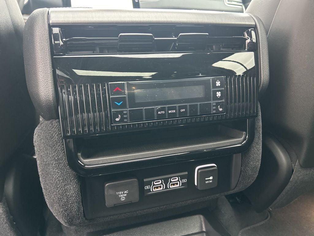 2026 Jeep Grand Wagoneer GRAND WAGONEER L LIMITED ALTITUDE 4X4