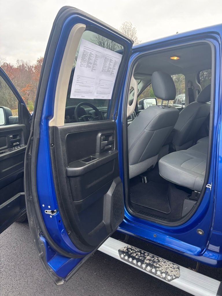 2019 RAM 1500 Classic Express Quad Cab 4x4 6'4' Box