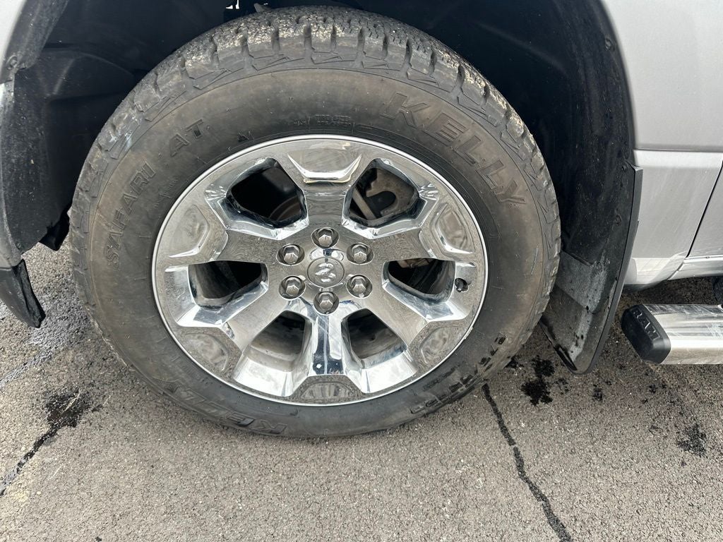 2022 RAM 1500 Big Horn Crew Cab 4x4 5'7' Box