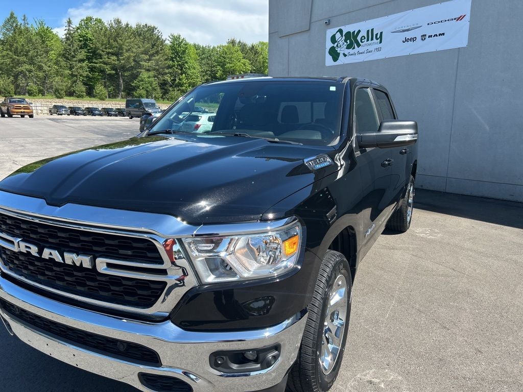 2022 RAM 1500 Big Horn/Lone Star 4x4 Crew Cab 5'7's photo