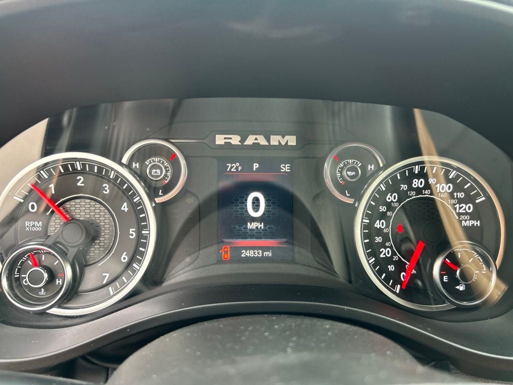 2023 RAM 1500 Big Horn Crew Cab 4x4 5'7' Box