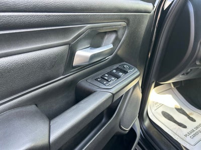 2026 RAM 1500 RAM 1500 TRADESMAN CREW CAB 4X4 5'7' BOX