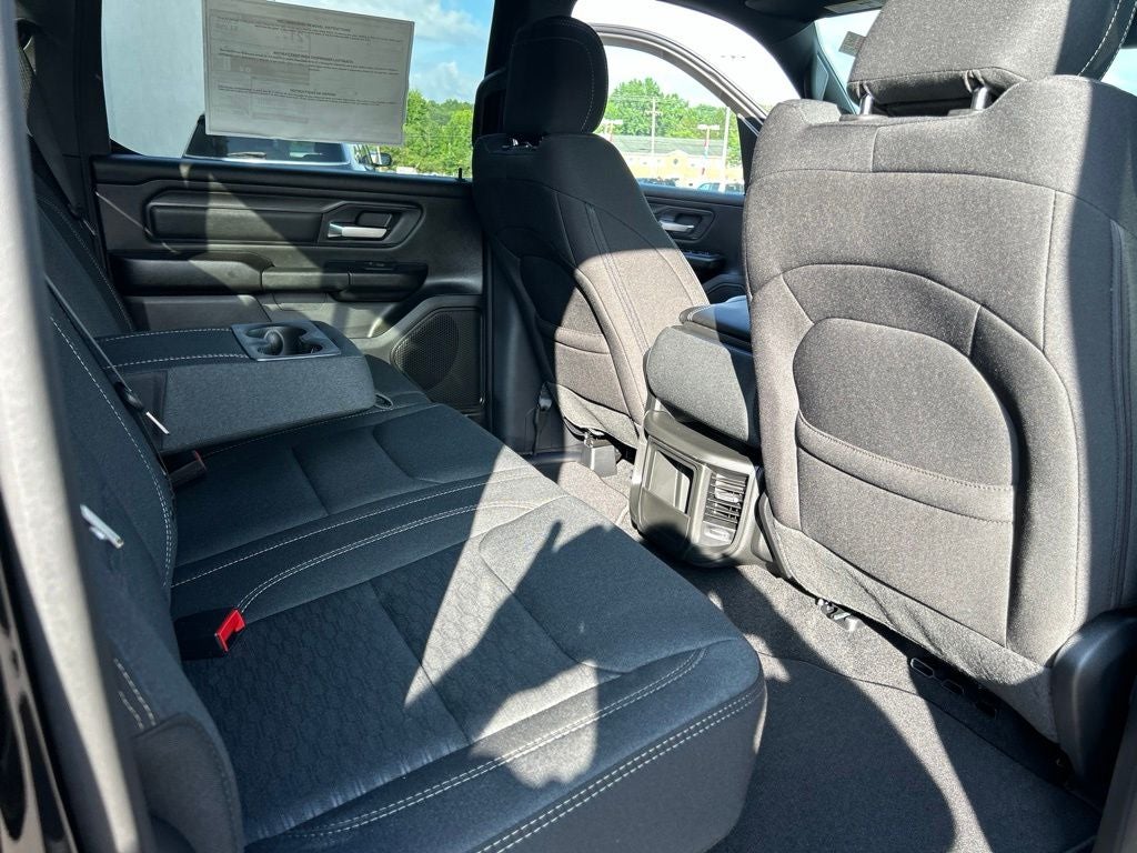 2026 RAM 1500 RAM 1500 TRADESMAN CREW CAB 4X4 5'7' BOX