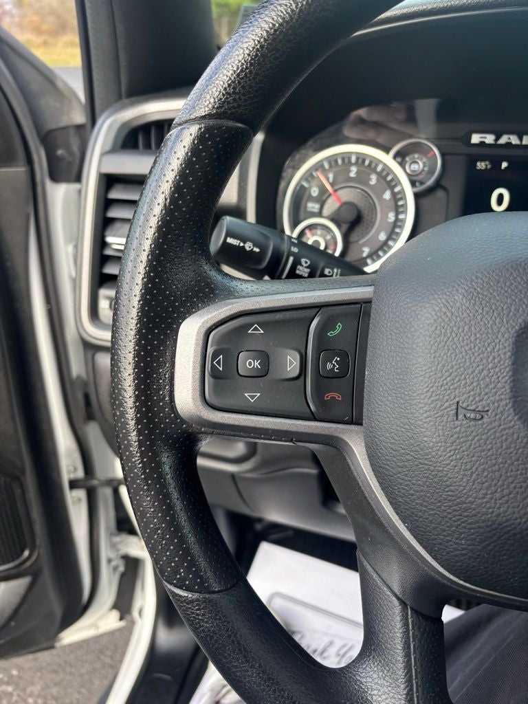 2024 RAM 1500 Tradesman Crew Cab 4x4 5'7' Box