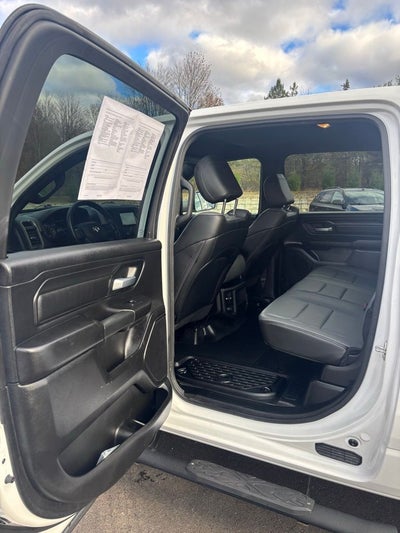 2024 RAM 1500 Tradesman Crew Cab 4x4 5'7' Box