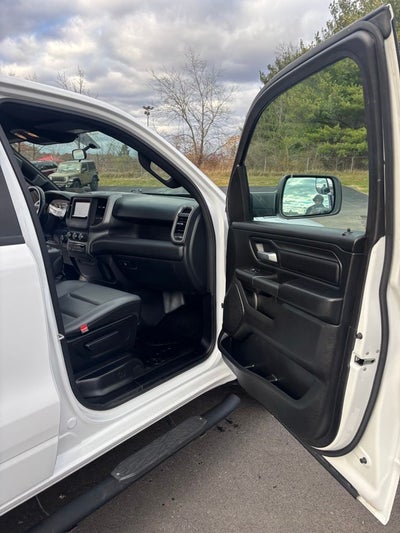 2024 RAM 1500 Tradesman Crew Cab 4x4 5'7' Box