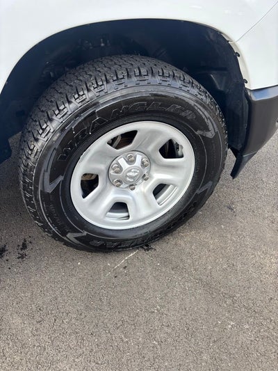 2024 RAM 1500 Tradesman Crew Cab 4x4 5'7' Box