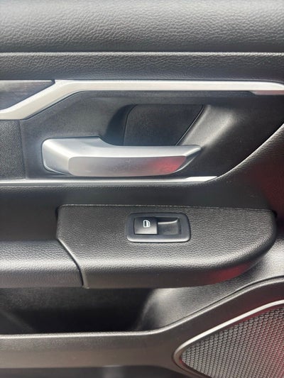 2022 RAM 1500 Big Horn Crew Cab 4x4 6'4' Box