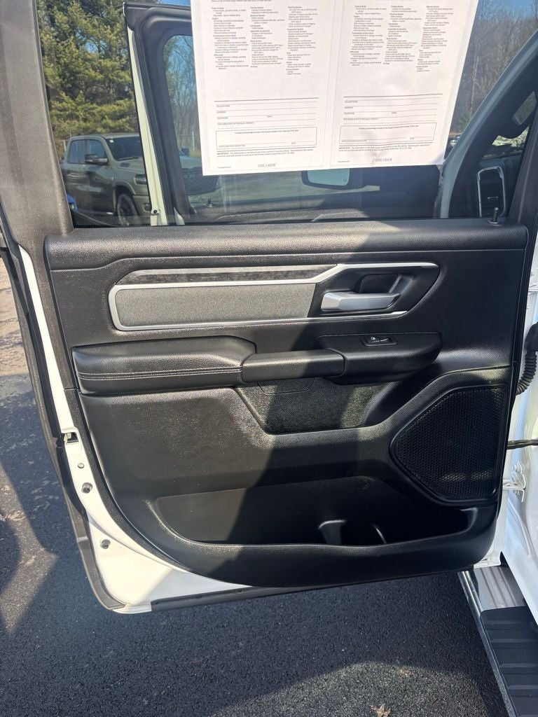 2022 RAM 1500 Big Horn Crew Cab 4x4 6'4' Box