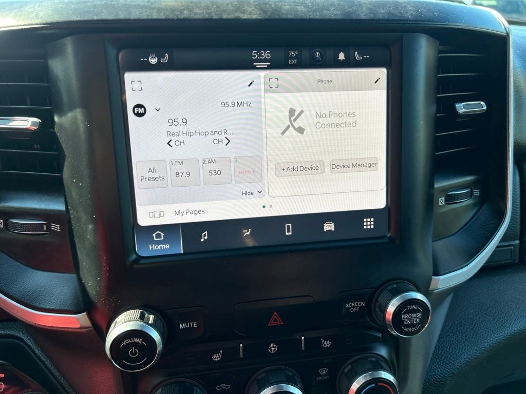 2022 RAM 1500 Big Horn Crew Cab 4x4 5'7' Box