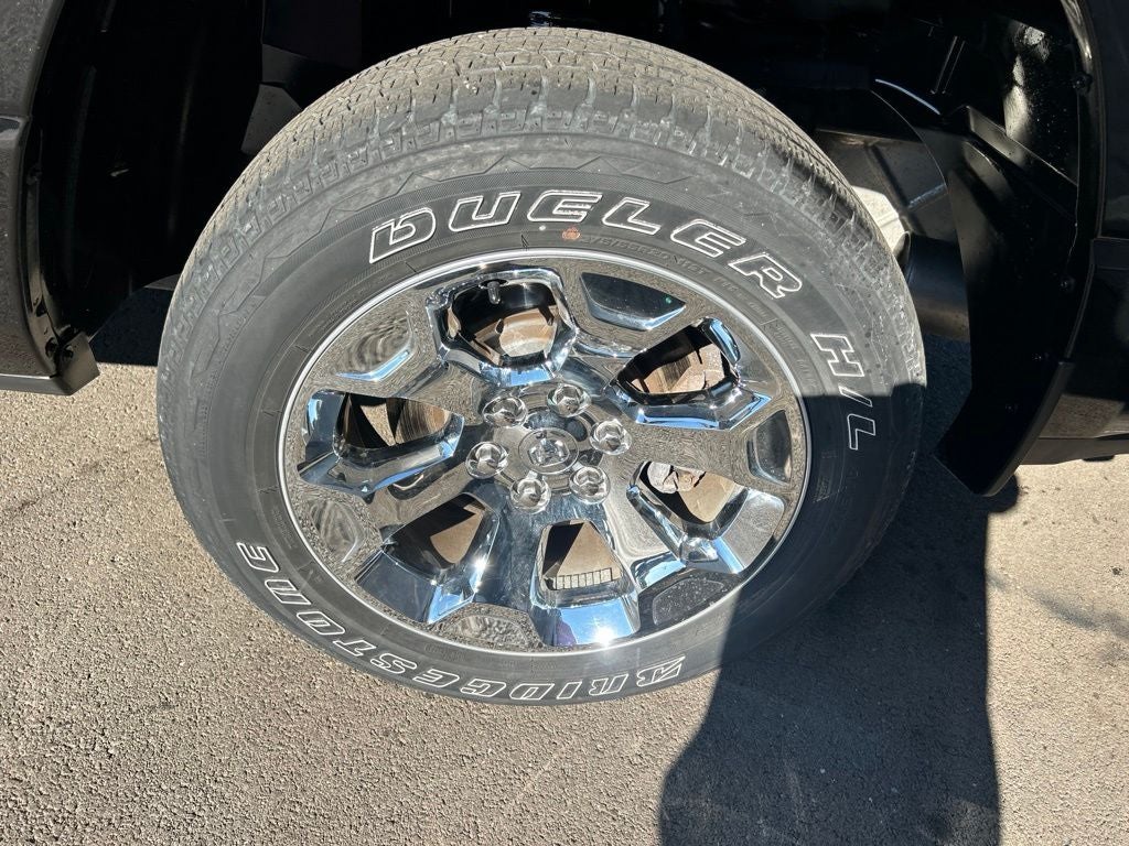 2022 RAM 1500 Big Horn Crew Cab 4x4 5'7' Box