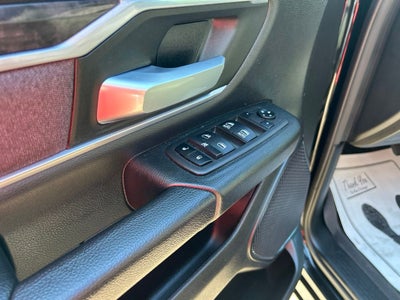2022 RAM 1500 Big Horn Crew Cab 4x4 5'7' Box
