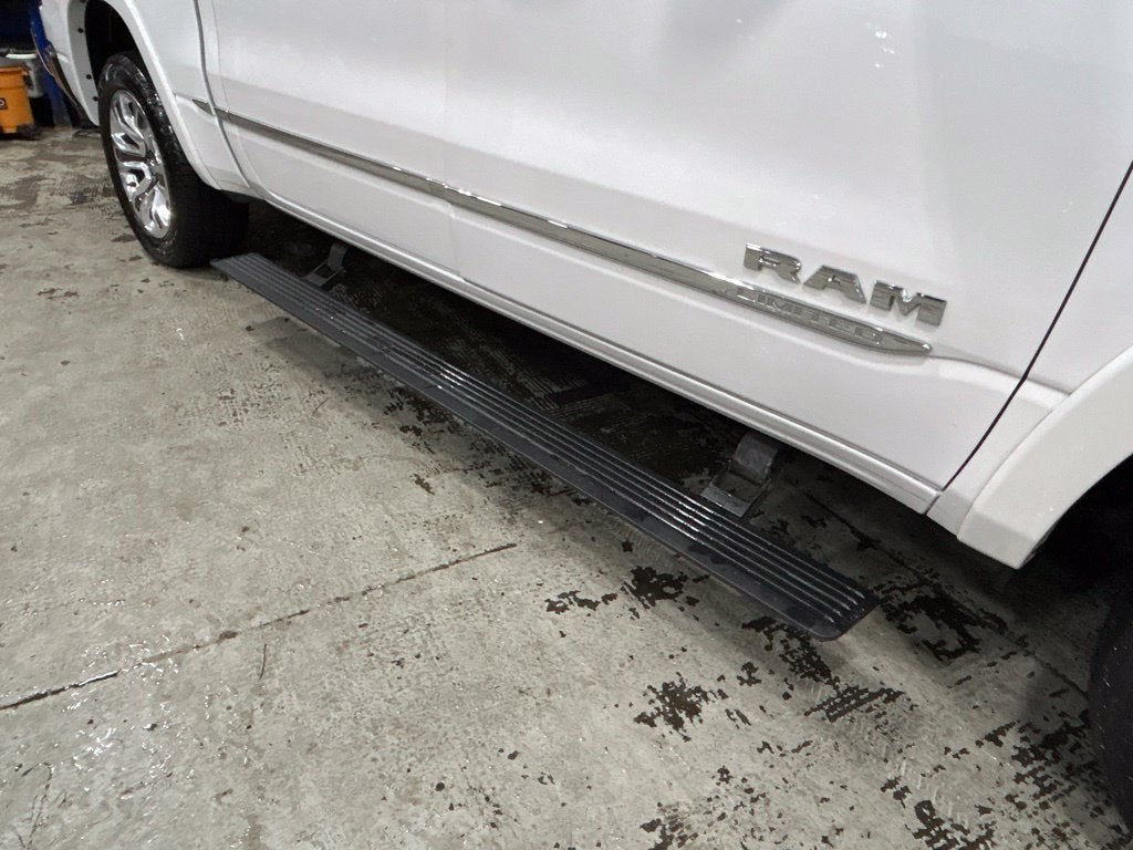 2023 RAM 1500 Limited Crew Cab 4x4 5'7' Box
