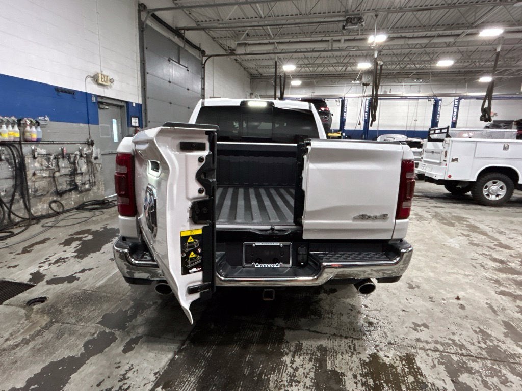 2023 RAM 1500 Limited Crew Cab 4x4 5'7' Box