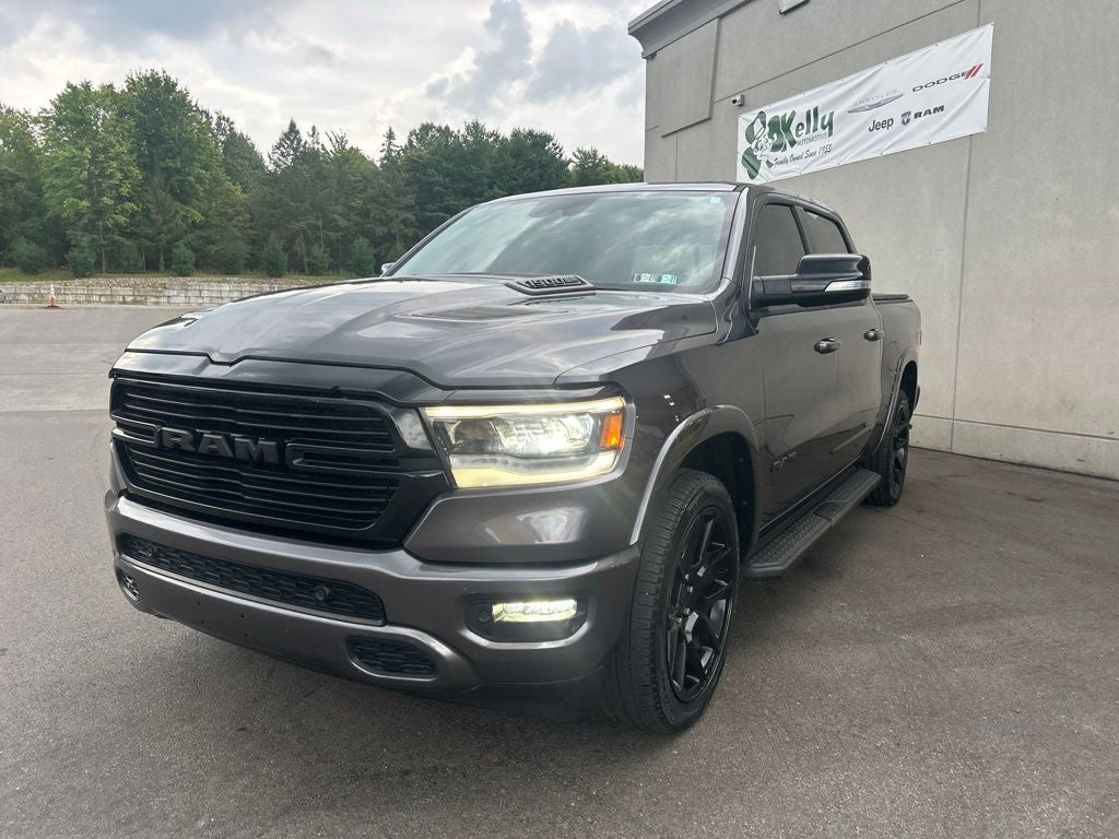 2022 RAM 1500 Laramie Crew Cab 4x4 5'7' Box