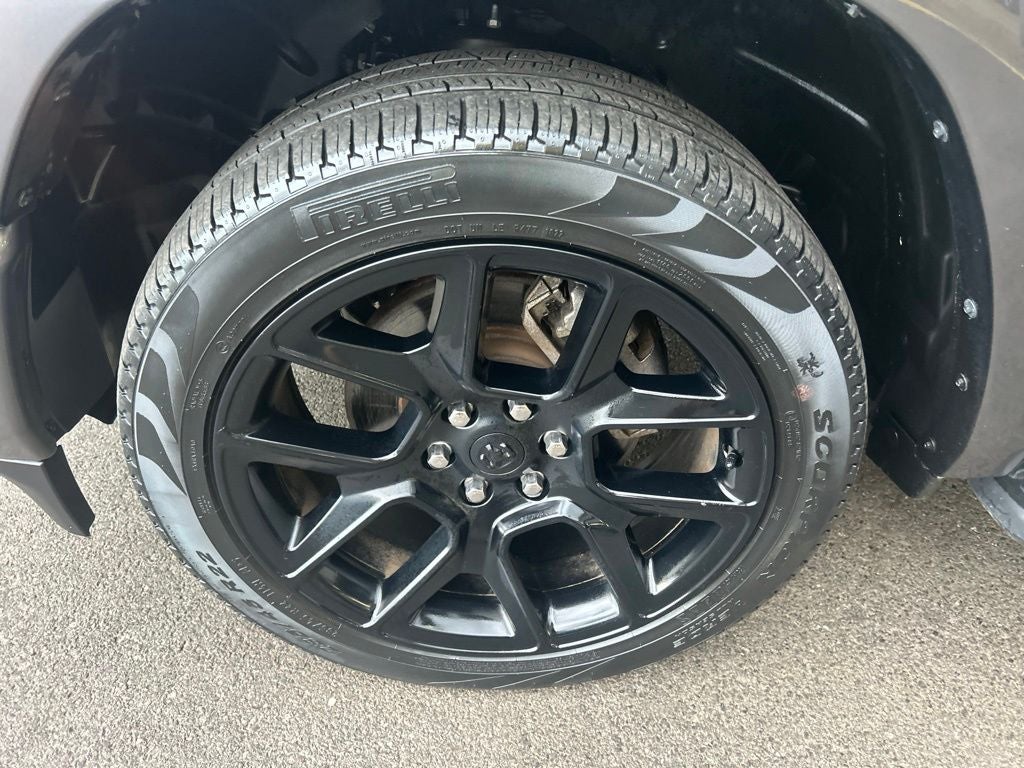2022 RAM 1500 Laramie Crew Cab 4x4 5'7' Box
