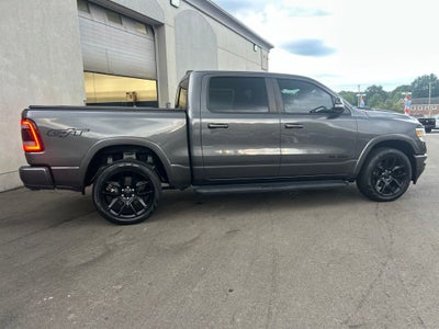 2022 RAM 1500 Laramie Crew Cab 4x4 5'7' Box