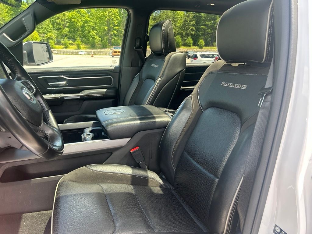 2022 RAM 1500 Laramie Crew Cab 4x4 5'7' Box