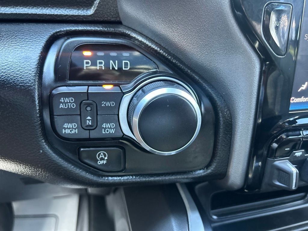 2023 RAM 1500 Big Horn Crew Cab 4x4 6'4' Box