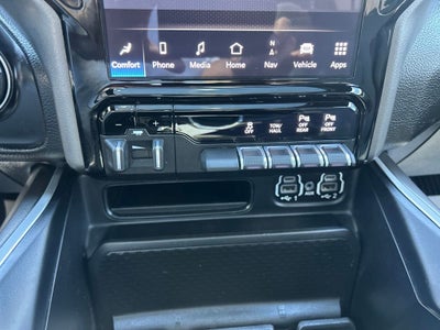 2023 RAM 1500 Big Horn Crew Cab 4x4 6'4' Box