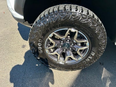2025 Chevrolet Colorado 4WD ZR2