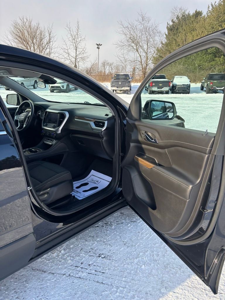 2023 GMC Acadia AWD SLE