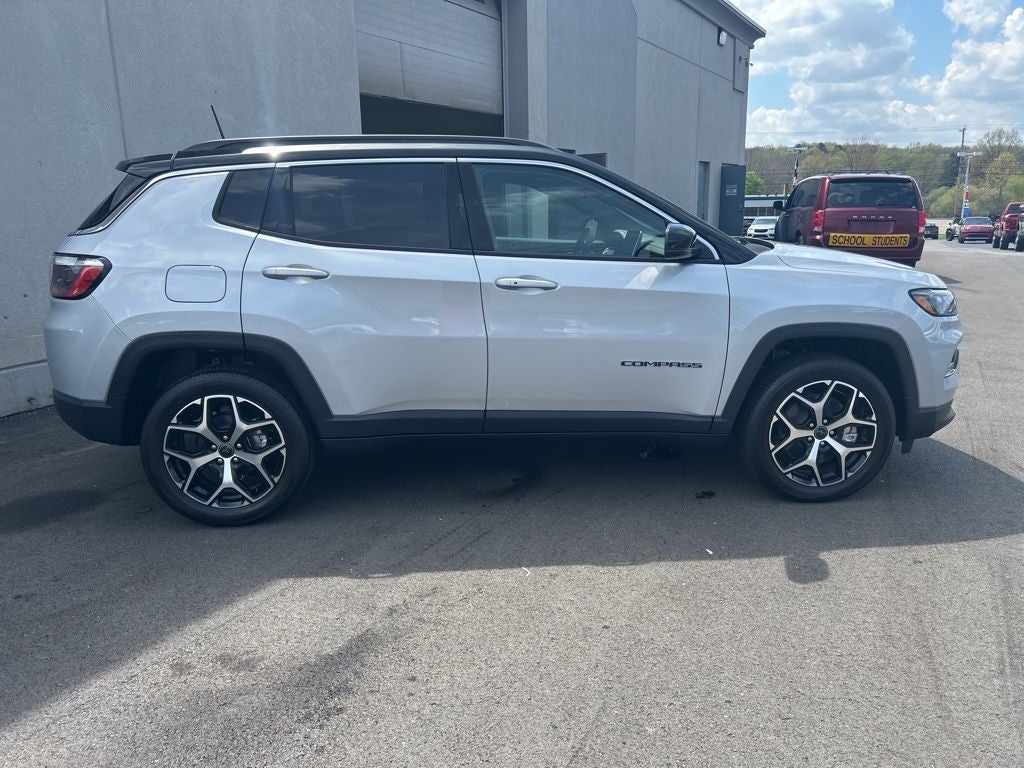 2026 Jeep Compass COMPASS LIMITED 4X4