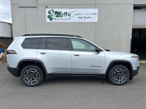 2026 Jeep Cherokee CHEROKEE LAREDO 4X4