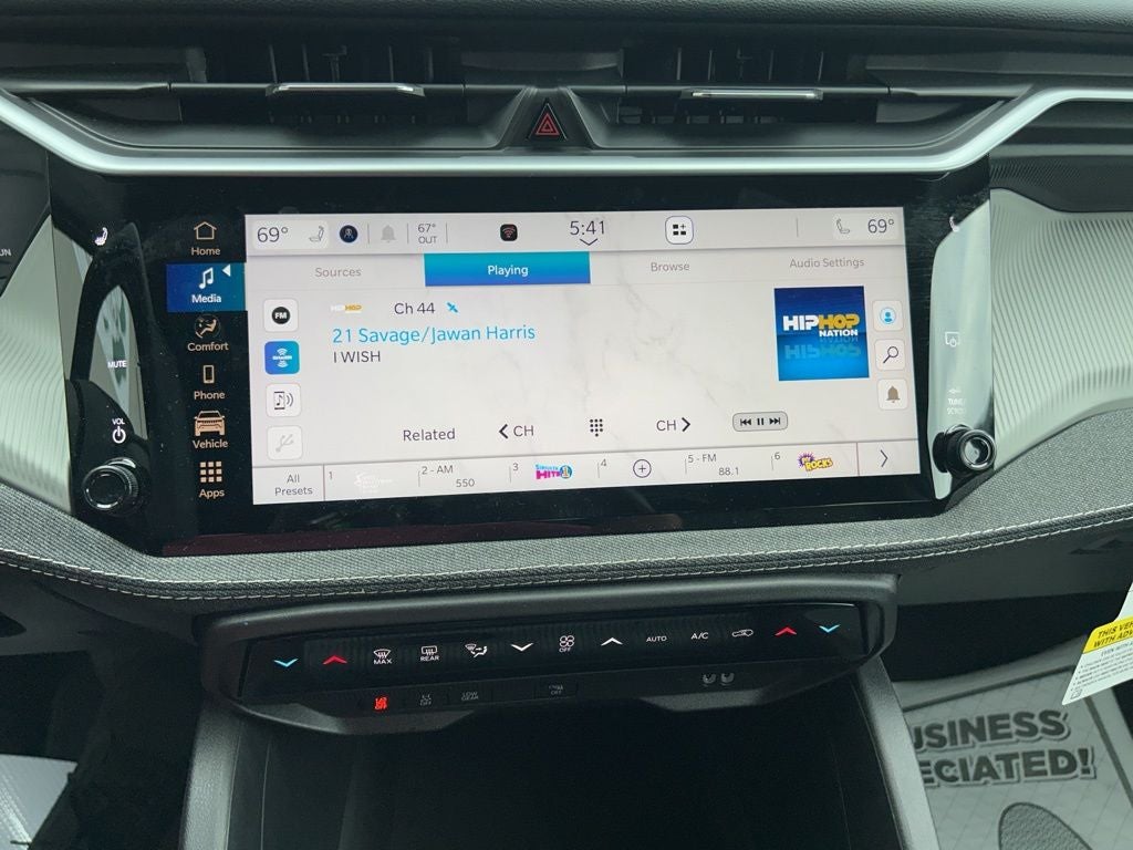 2026 Jeep Cherokee CHEROKEE LAREDO 4X4