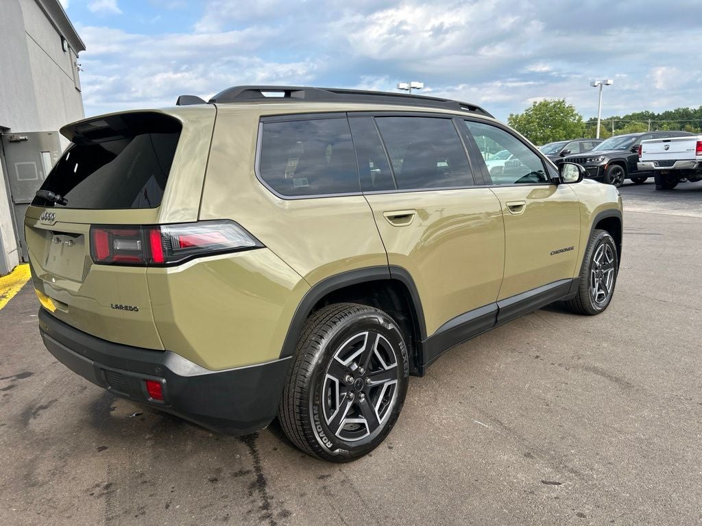 2026 Jeep Cherokee CHEROKEE LAREDO 4X4