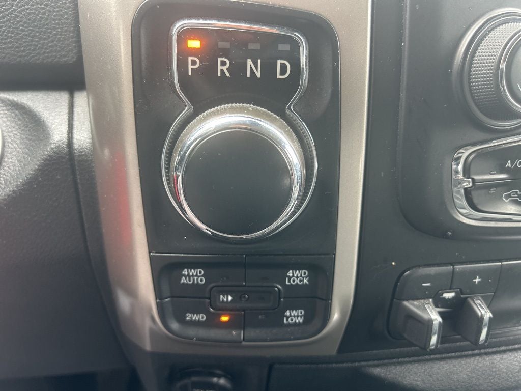 2018 RAM 1500 Big Horn Crew Cab 4x4 5'7' Box