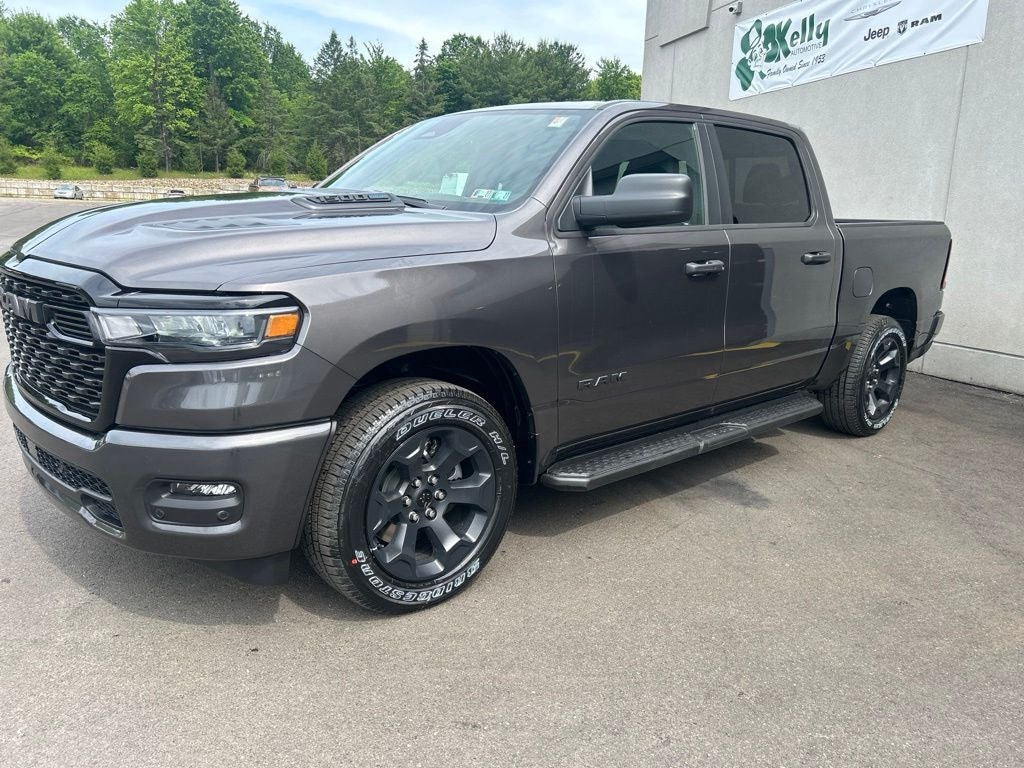 2026 RAM Ram 1500 RAM 1500 EXPRESS CREW CAB 4X4 5'7' BOX