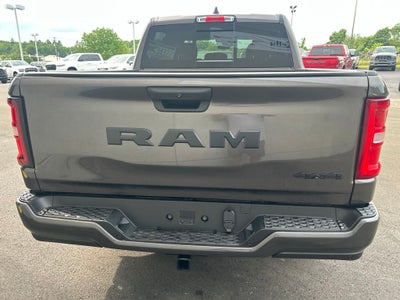 2026 RAM Ram 1500 RAM 1500 EXPRESS CREW CAB 4X4 5'7' BOX
